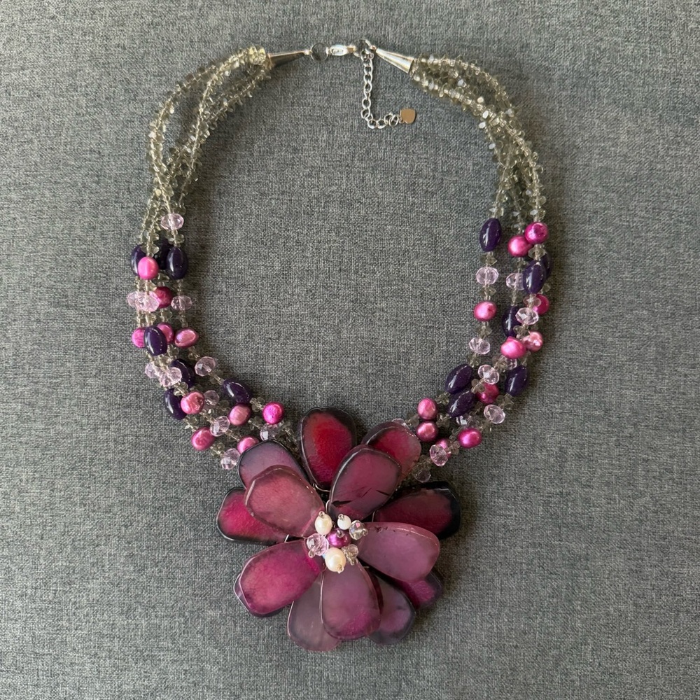 PANNEE genuine Stone Flower Necklace Made In Thailand Purple and Pink Beads